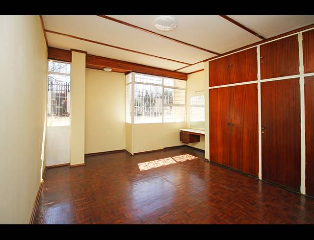 4 BEDROOM HOUSE FOR SALE IN DE WETSHOF